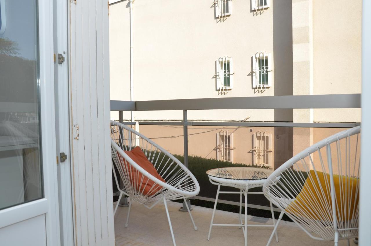 Les Pieds Dans L'Eau Appartement Saint-Cyr-sur-Mer Buitenkant foto